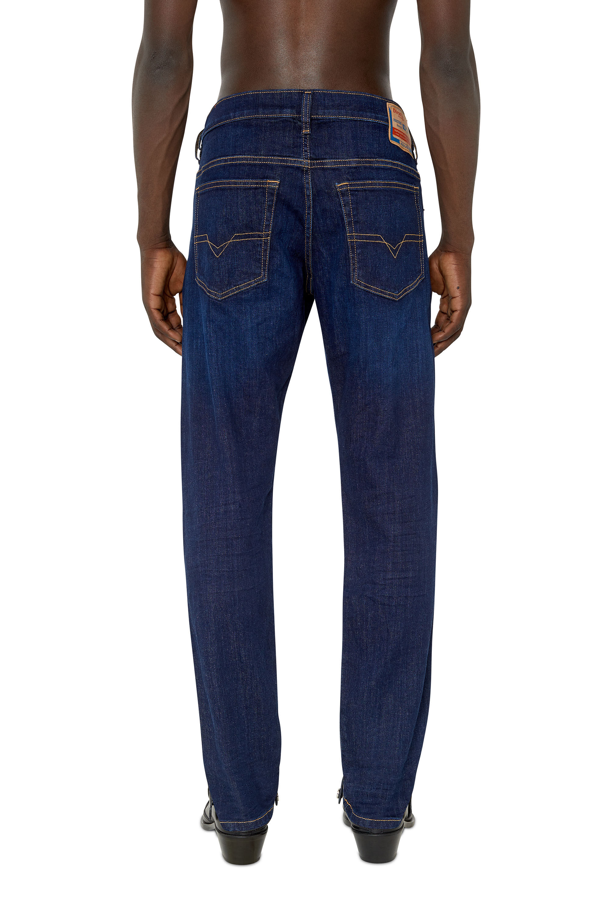 Diesel - D-Yennox 0IHAQ Tapered Jeans, Dark Blue - Image 4