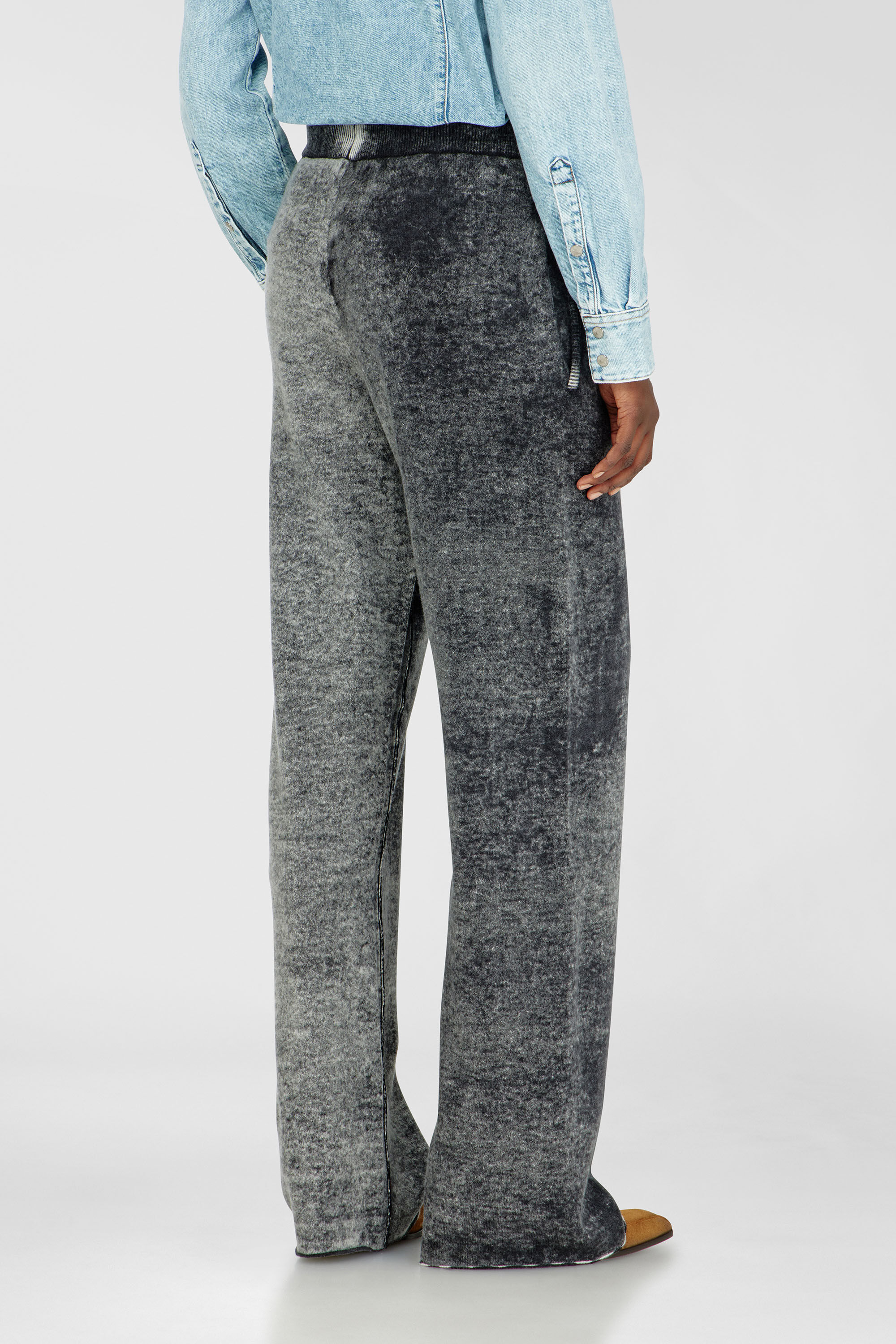 Diesel - M-HONORINE, Woman's Reverse-print knitted wool track pants in Dark grey - 4