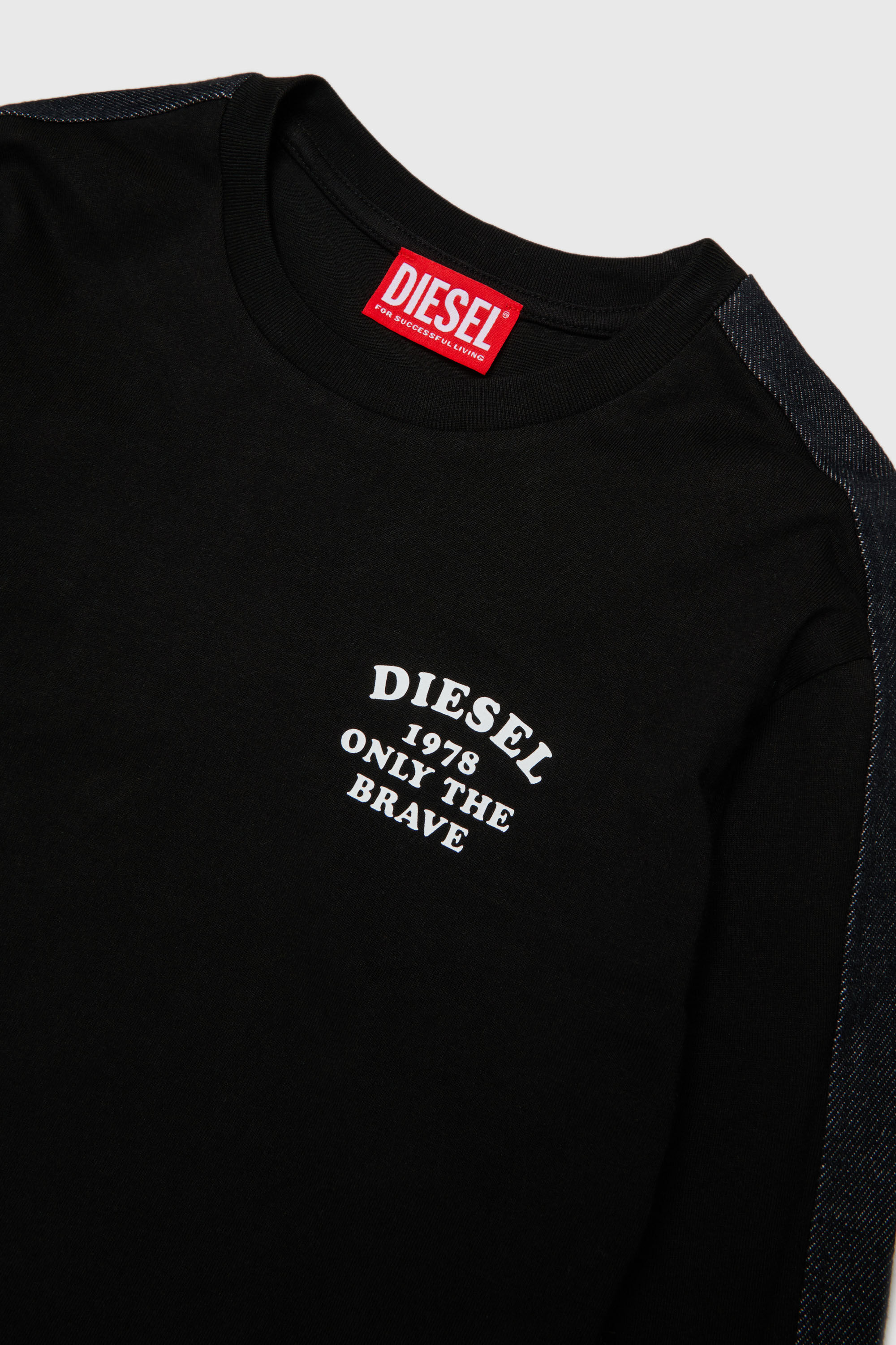 Diesel - TEAN OVER, Man's Long-sleeve T-shirt with logo and contrast bands in Black - 3