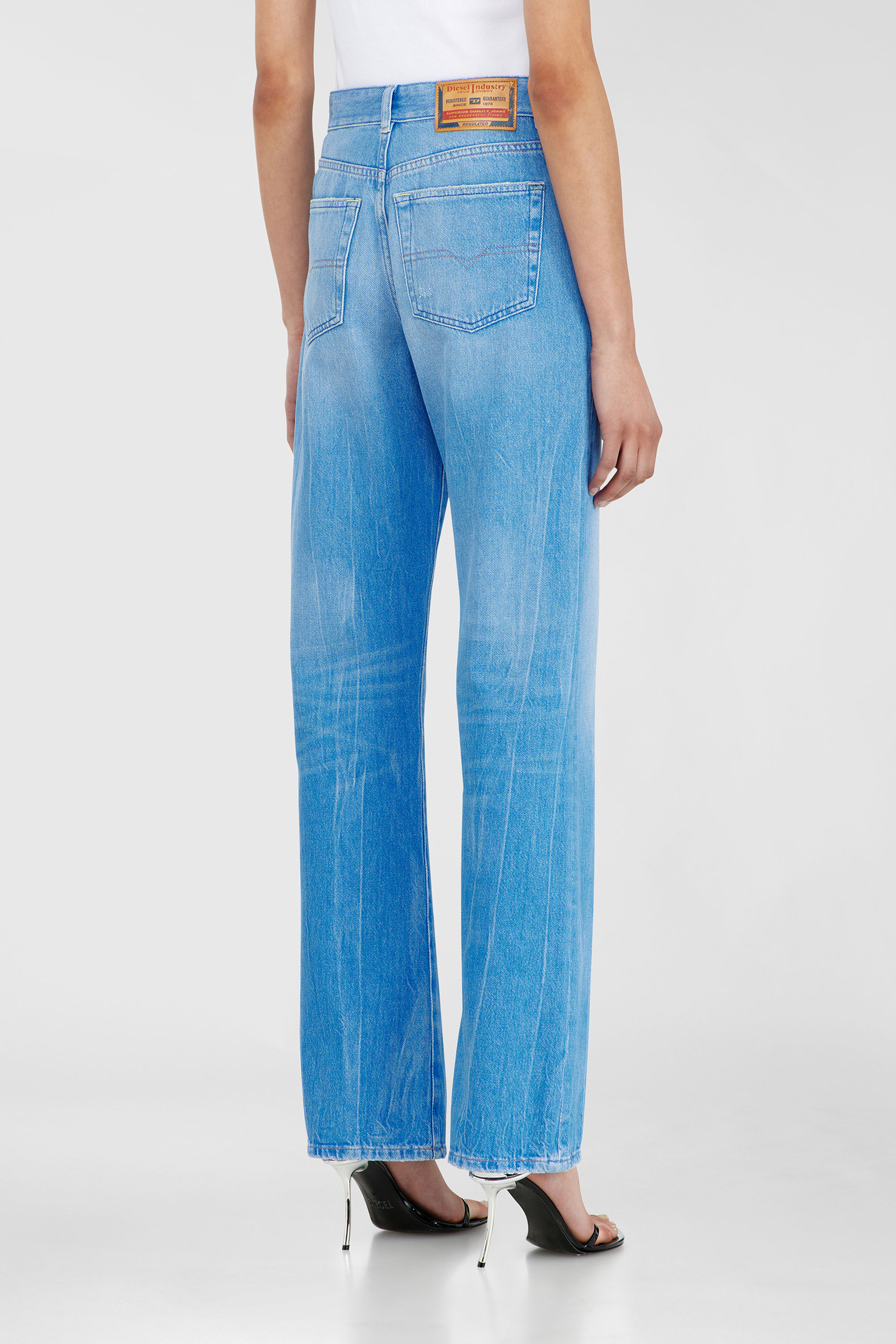 Diesel - Woman's Regular Jeans 1971 D-Sent 09P88, Light Blue - 5