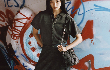 バッグ・カバンその他 DIESEL BAG (X08396PS202) Women's 1DR-Iconic shoulder bag in mirrored leather | Silver