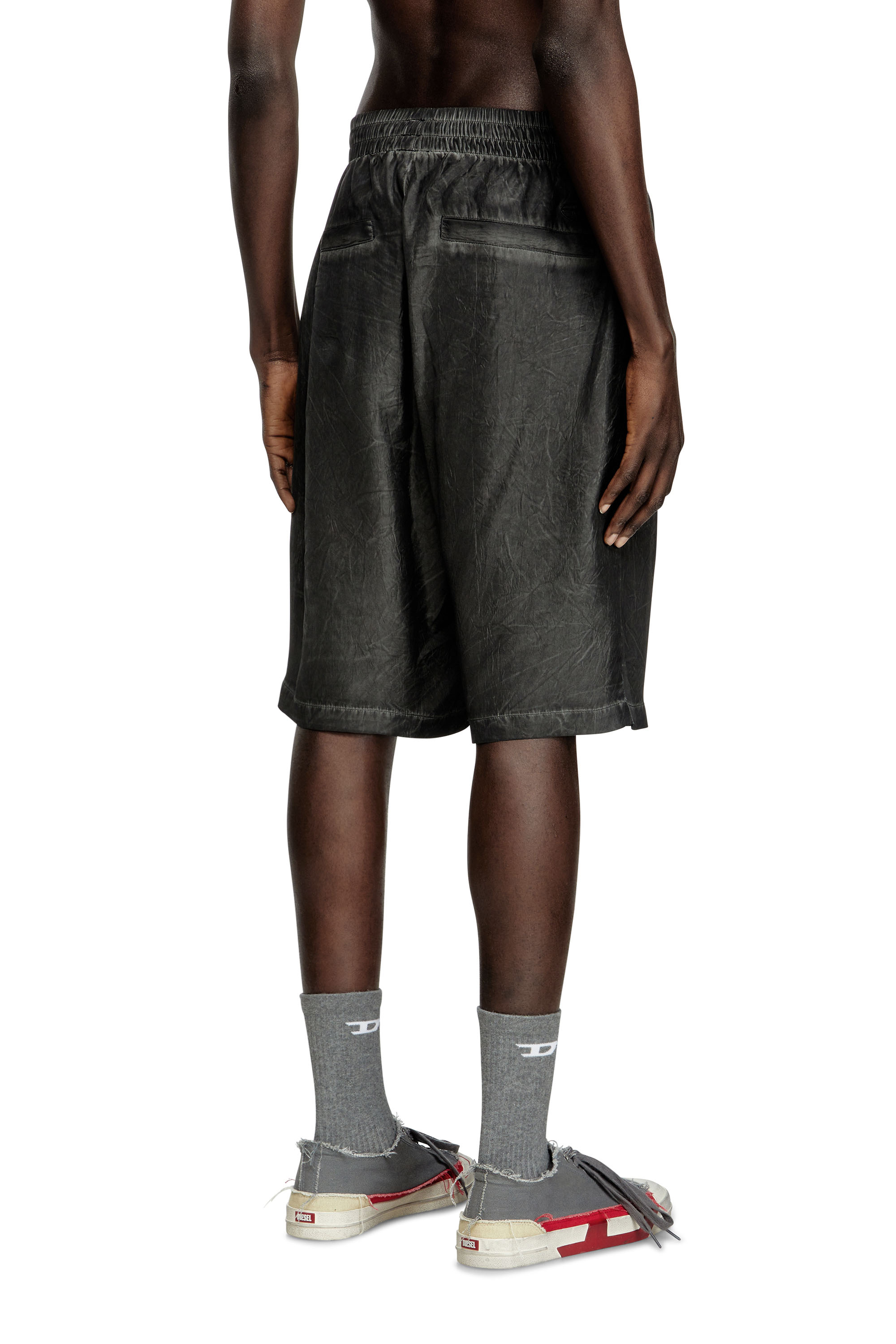 Diesel - P-LEON-SHORT, Unisex's Lightweight shorts with crinkled fade in Black - 5