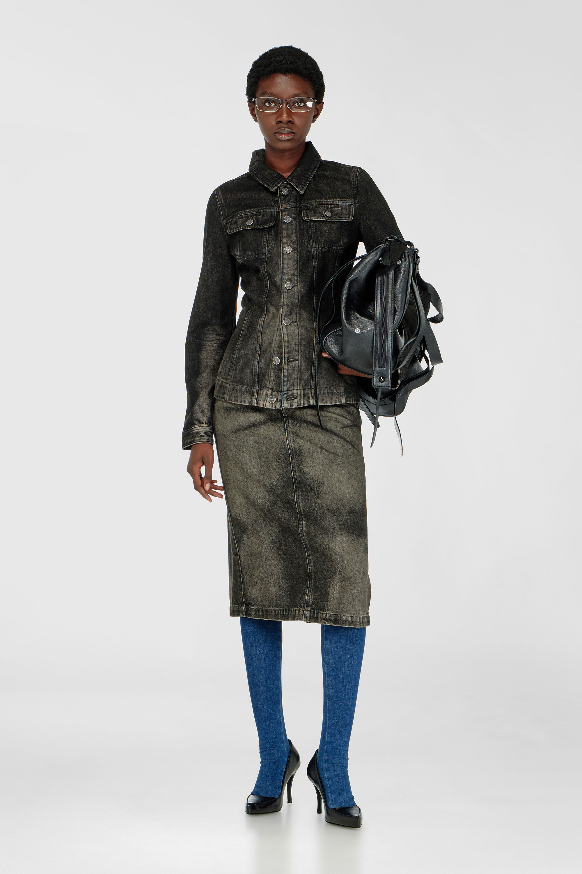 Diesel - DE-KATERIN-FSJ, Woman's Fitted trucker jacket in dirty-effect denim in Black/Dark grey - 1