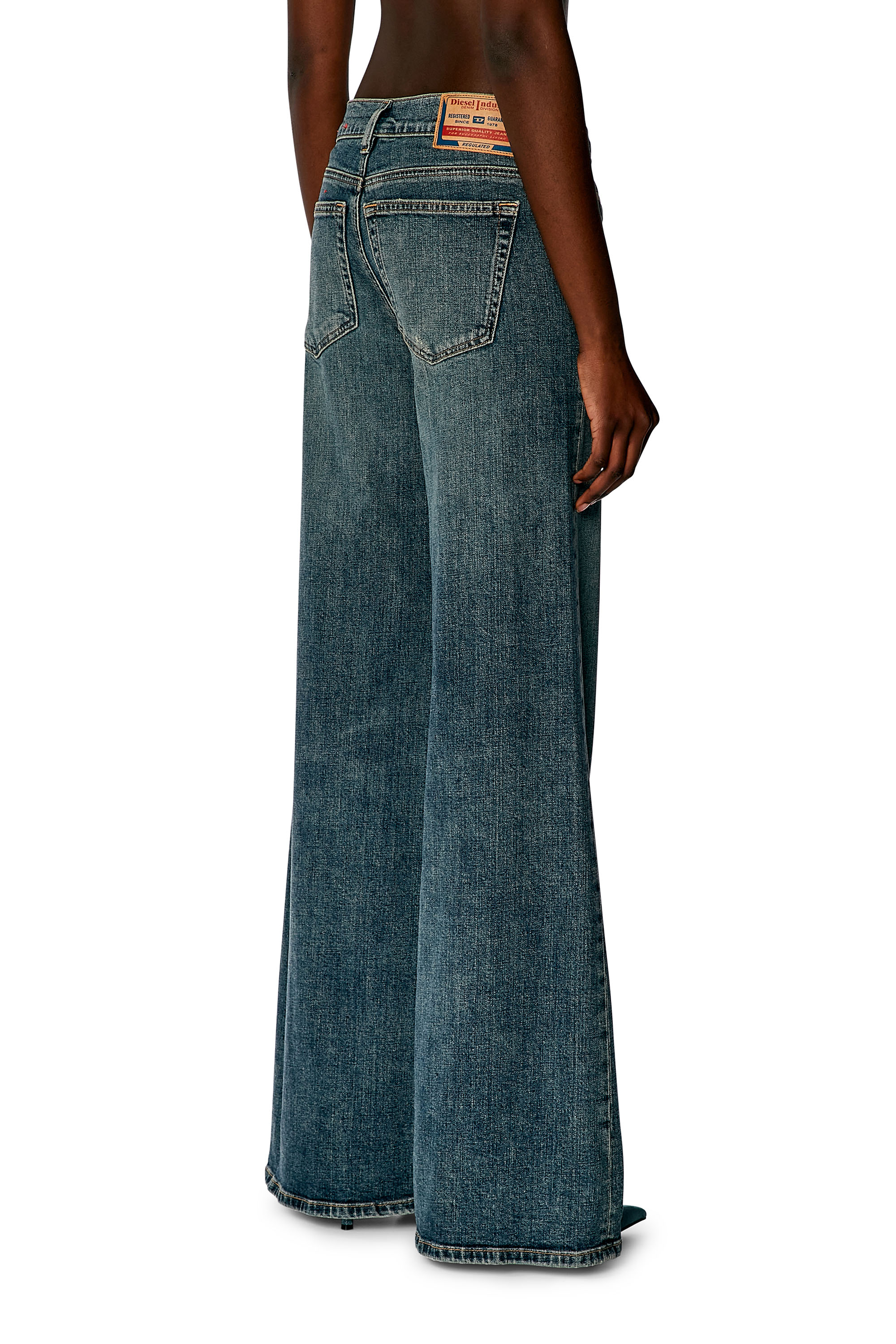 Diesel - Bootcut and Flare Jeans 1978 D-Akemi 0DQAC, Medium blue - Image 2