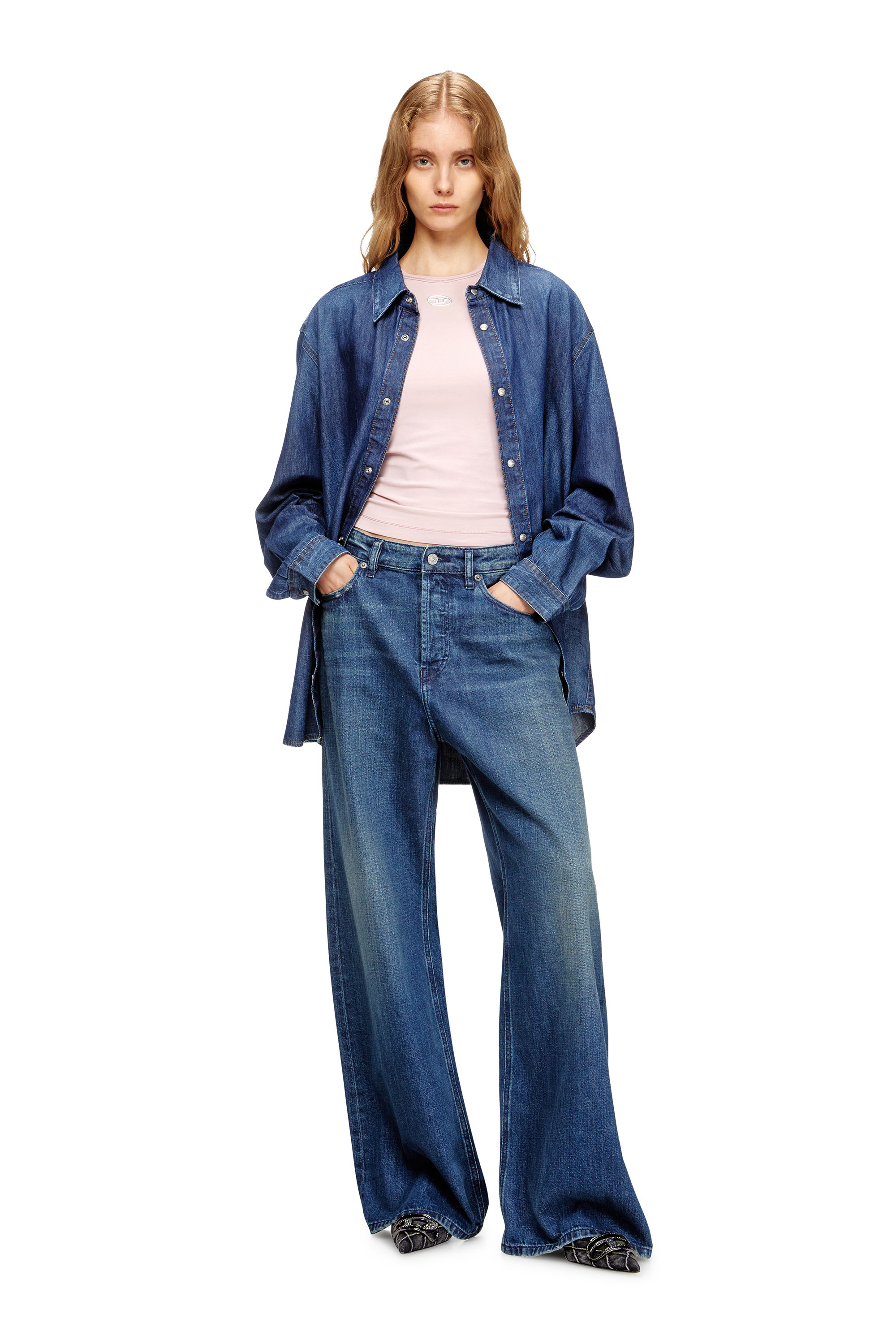 Diesel - T-UNCUTIESLONG-OD, Woman's Slim-fit T-shirt with metallic Oval D in Pink - 1