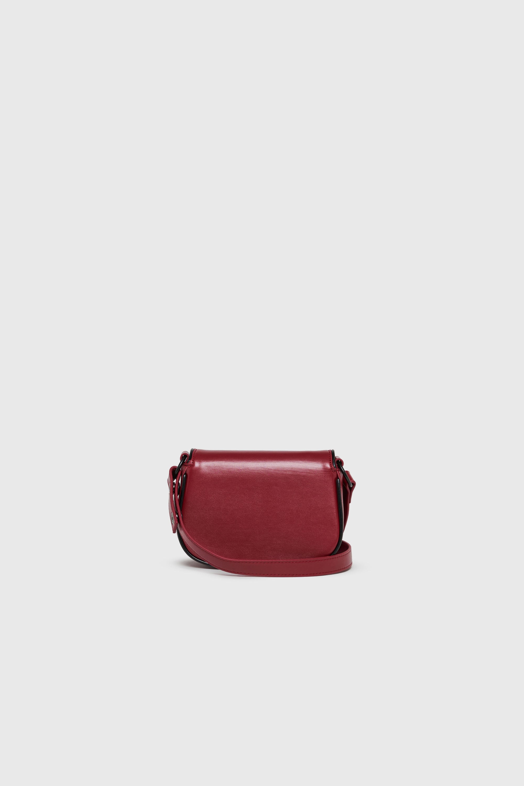Diesel - WIRT, Woman's WIRT - Crossbody bag with embossed Oval D logo in Red - 2