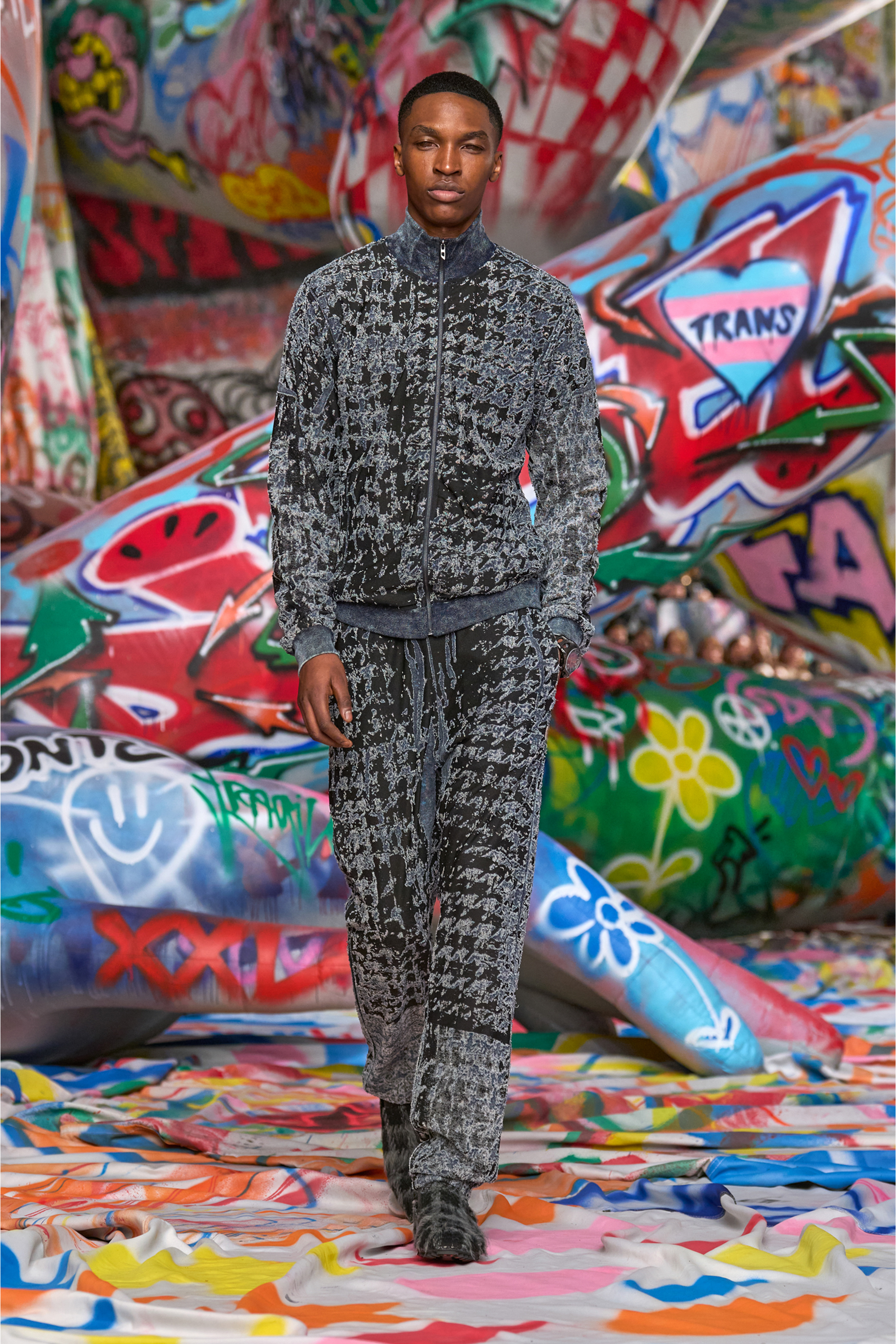 Diesel - P-LABIS, Man's Elasticated pants in devoré houndstooth in Black/White - 6