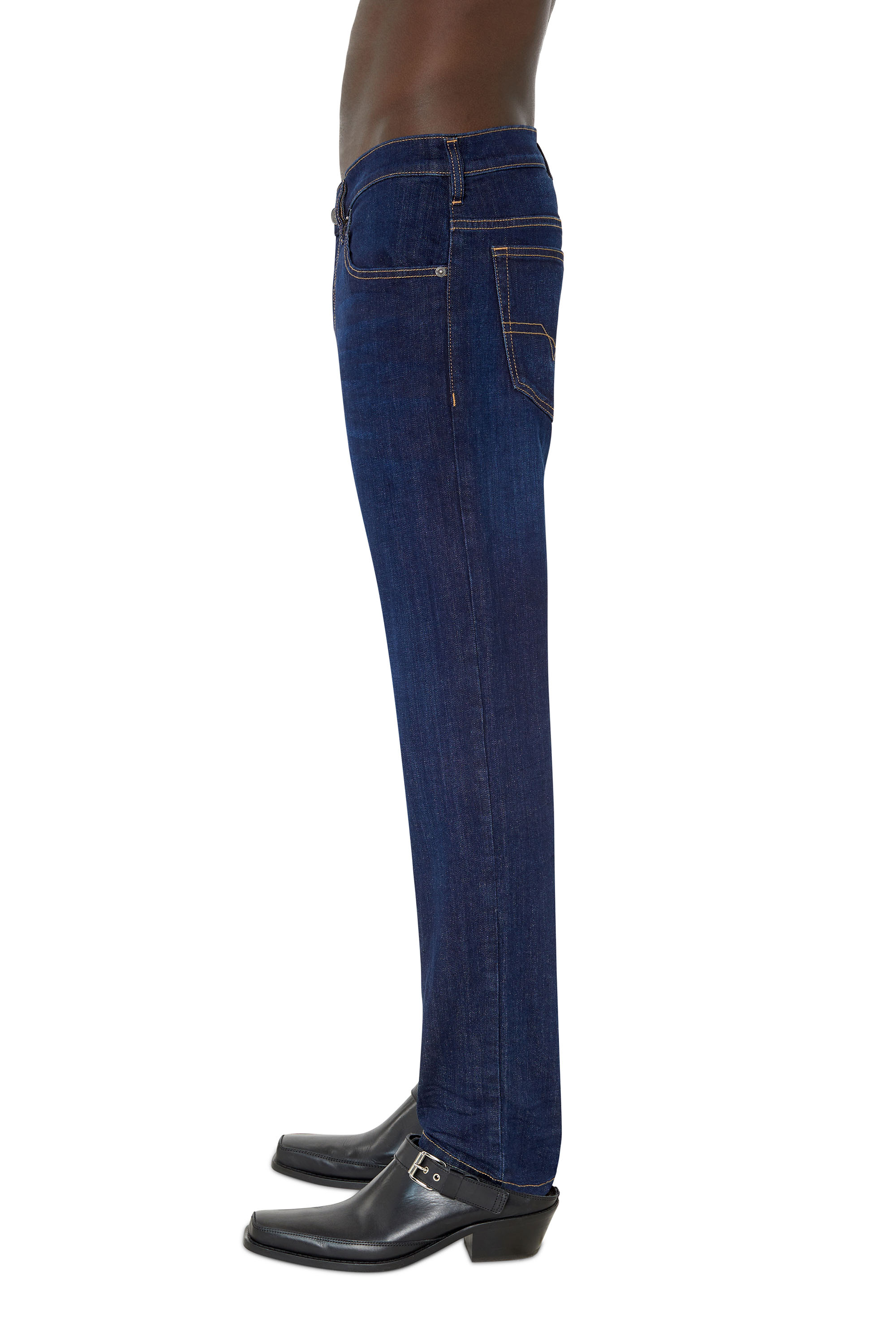 Diesel - D-Yennox 0IHAQ Tapered Jeans, Dark Blue - Image 4