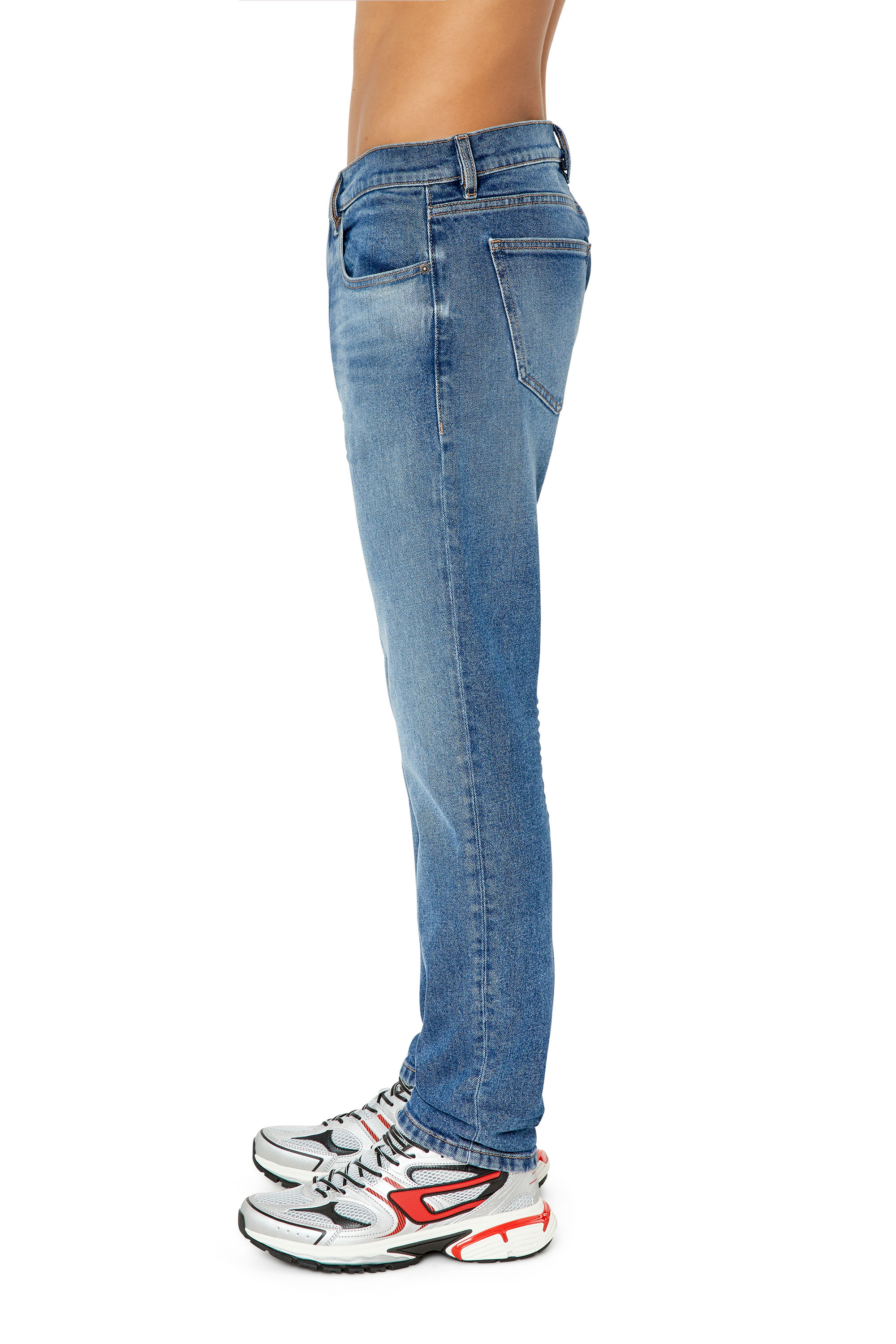 Diesel - 2019 D-Strukt 0NFAJ Slim Jeans, Medium blue - Image 4