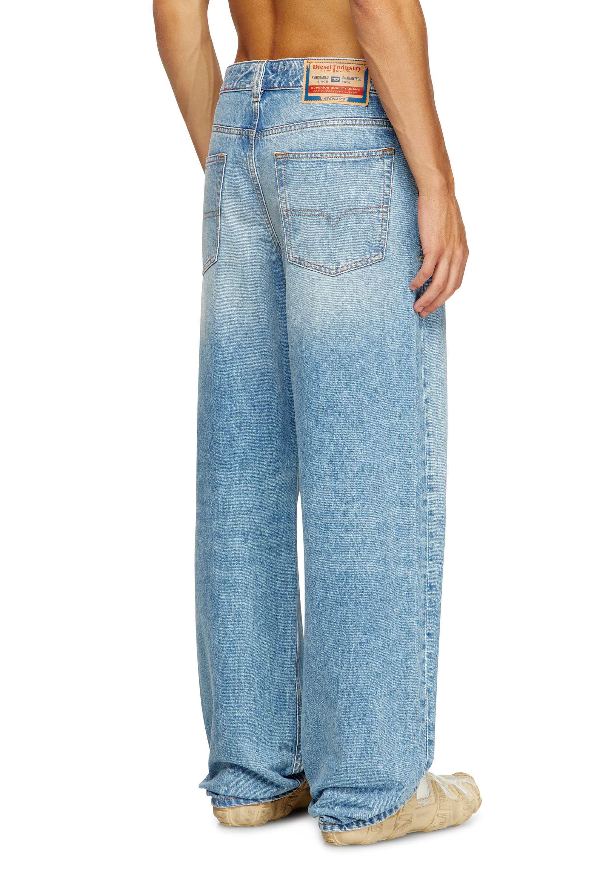 Diesel - Man's Relaxed Jeans 2001 D-Macro 09I29, Light Blue - 4